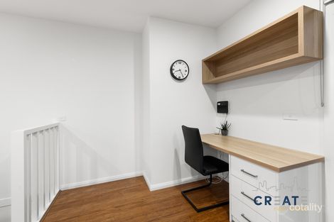 Property photo of 2/28 Scott Avenue St Albans VIC 3021