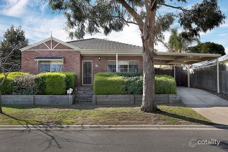 Property photo of 14 Rosewin Court Berwick VIC 3806