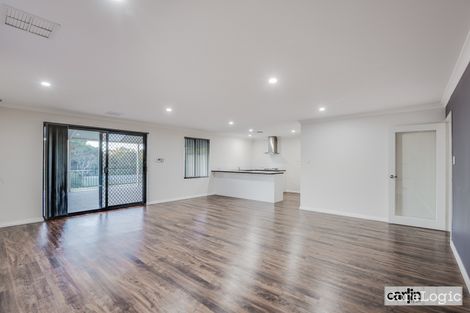 Property photo of 3/27 Apium Mews Lake Coogee WA 6166