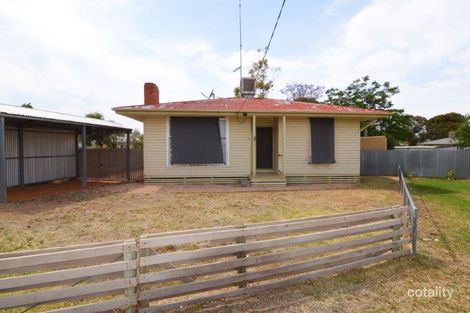 Property photo of 10 Chislett Crescent Merbein VIC 3505