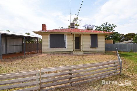 Property photo of 10 Chislett Crescent Merbein VIC 3505