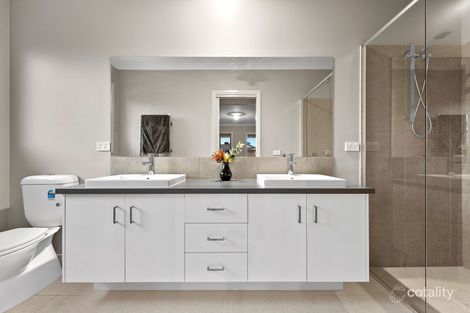 Property photo of 31 Cherokee Parade Clyde VIC 3978