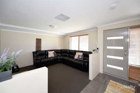 Property photo of 17 Topsail Loop Alkimos WA 6038