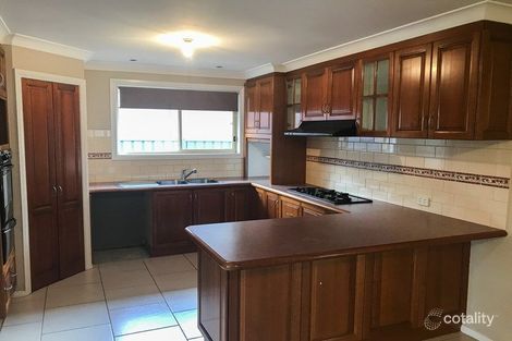 Property photo of 3 Whyalla Place Burnside VIC 3023