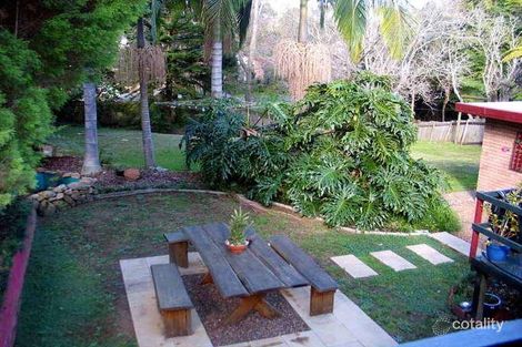 Property photo of 6 Camphor Close Wyoming NSW 2250