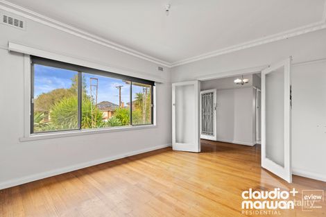Property photo of 38 Menana Road Glenroy VIC 3046
