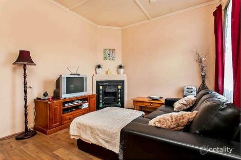 4 Woodmore St, Woodville North, SA 5012