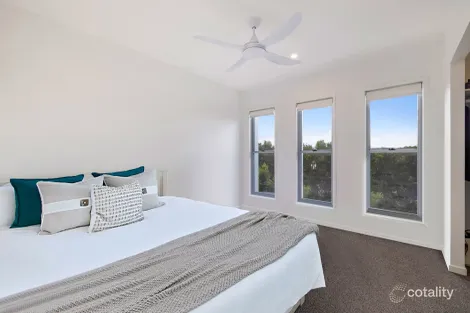 Property photo of 9 Flintwood Crescent Palmview QLD 4553