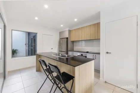 Property photo of 9 Flintwood Crescent Palmview QLD 4553