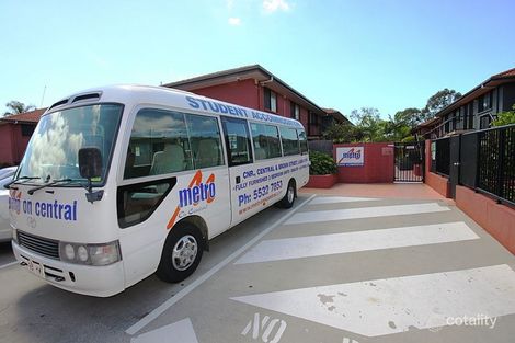 53/7-11 Brown St, Labrador, QLD 4215