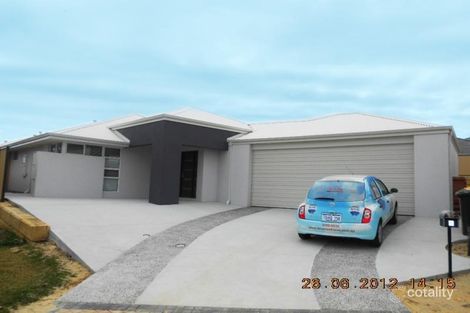 5 Scarlet Cl, Tapping, WA 6065