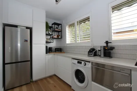 Property photo of 7/32 Ormond Road Elwood VIC 3184