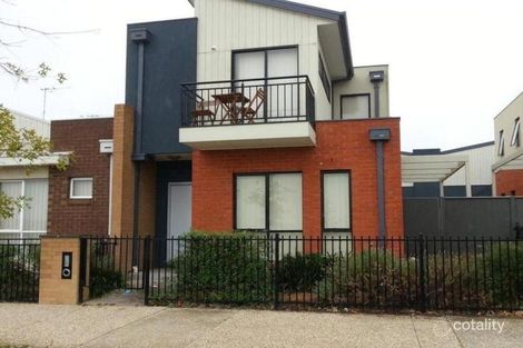 Property photo of 8/30-40 College Street Caroline Springs VIC 3023