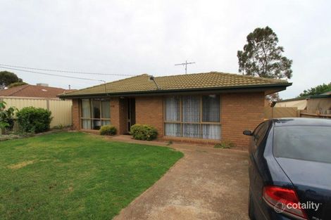 12 Hume Ave, Melton South, VIC 3338
