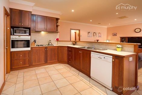 Property photo of 2 Iron Way West Wodonga VIC 3690