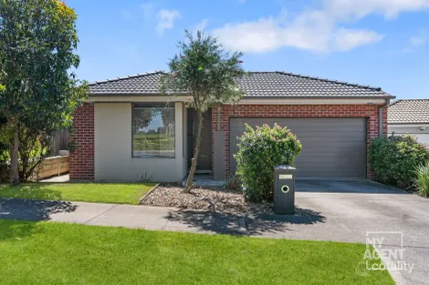 Property photo of 15 Ferlie Place Doreen VIC 3754