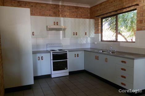 Property photo of 27 Martin Place Emerald QLD 4720