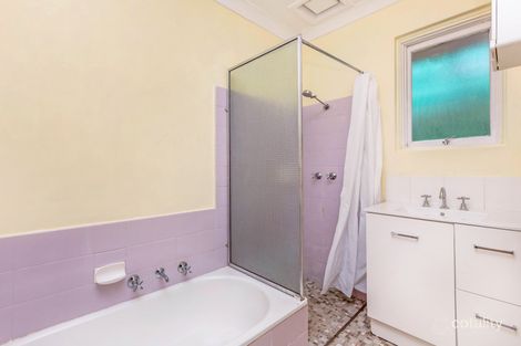 Property photo of 36 Collins Parade Hackham SA 5163