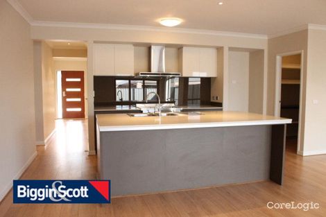 Property photo of 21 Chorus Way Cranbourne East VIC 3977