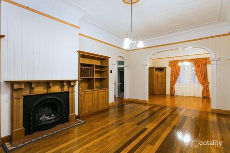 Property photo of 82 Carlton Terrace Wynnum QLD 4178