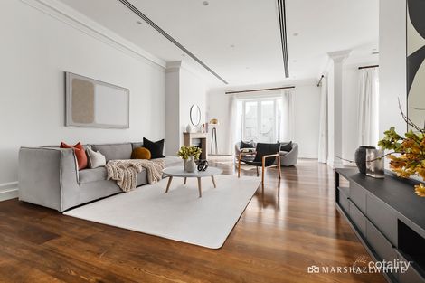 Property photo of 2/82 Mathoura Road Toorak VIC 3142