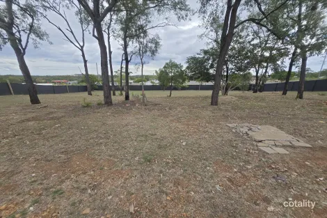 30 Bramston St, Banana, QLD 4702