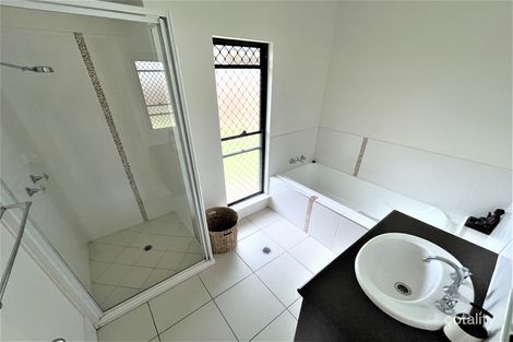 Property photo of 23 Thooleer Vista Trinity Park QLD 4879