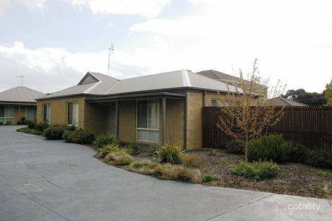 16 Corinella Rd, Woodend, VIC 3442