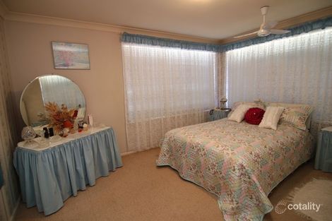 Property photo of 11 James Cook Crescent Orange NSW 2800