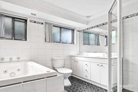 Property photo of 5 Dalwood Place Eschol Park NSW 2558