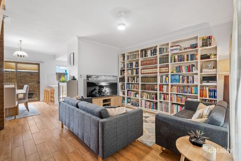 Property photo of 17/17 Lagonda Drive Ingleburn NSW 2565