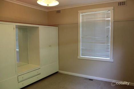 Property photo of 44 Widdop Crescent Hampton East VIC 3188