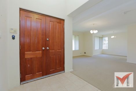 Property photo of 6 Anscombe Loop Leeming WA 6149