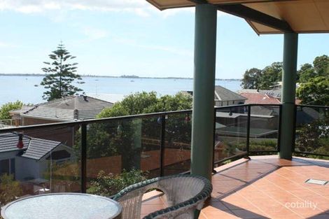 Property photo of 18 Skye Point Road Coal Point NSW 2283
