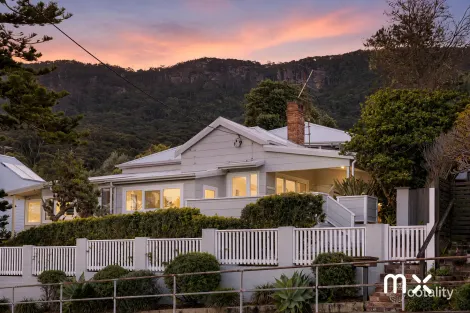 716 Lawrence Hargrave Dr, Coledale, NSW 2515