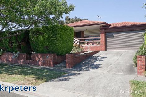 Property photo of 12 Kassan Gardens Endeavour Hills VIC 3802
