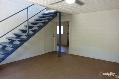 Property photo of 4/21 Leigh Street West End QLD 4810