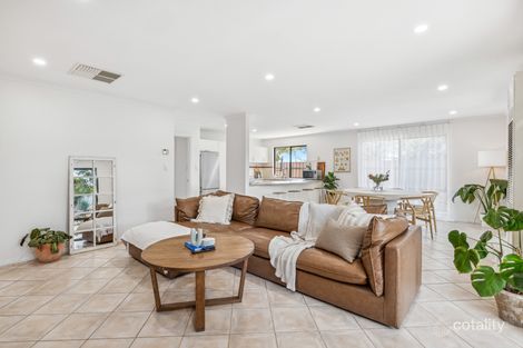 Property photo of 1 Bloomsbury Court Woodcroft SA 5162