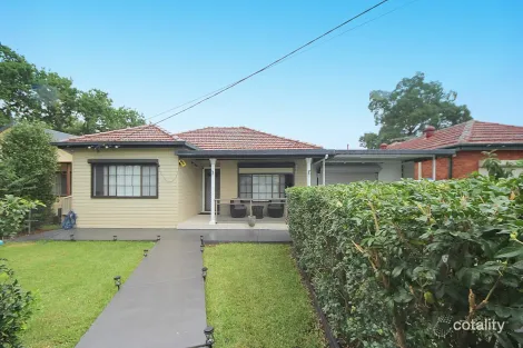 7 Wilcock St, Carramar, NSW 2163