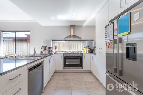 Property photo of 9 Bauxite Road Treeby WA 6164