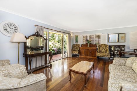 Property photo of 1 Orkney Street Kenmore QLD 4069