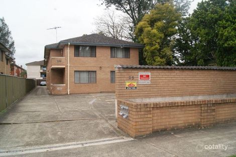 25 Sixth Ave, Campsie, NSW 2194