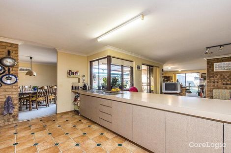 Property photo of 11 Murphy Way Warnbro WA 6169