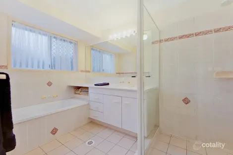 Property photo of 8 Outrigger Drive Robina QLD 4226