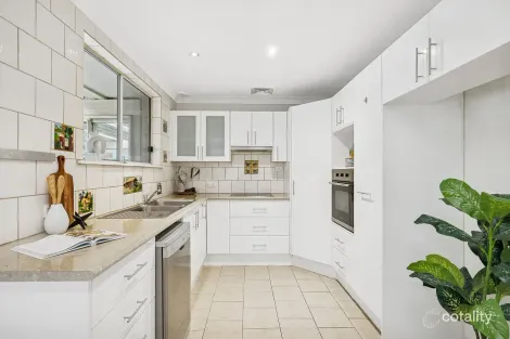 Property photo of 26 Catalina Road San Remo NSW 2262