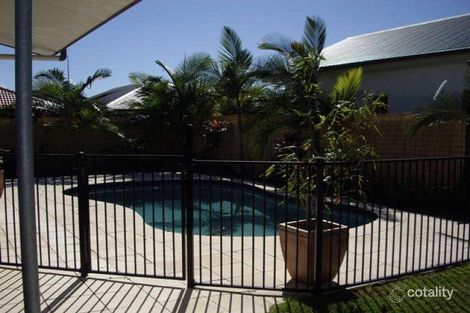 3 Flores St, Parrearra, QLD 4575