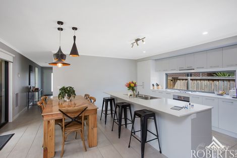 Property photo of 47 Dennington Rise Dennington VIC 3280