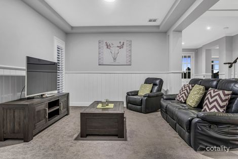 Property photo of 43 Ellscott Boulevard Mickleham VIC 3064