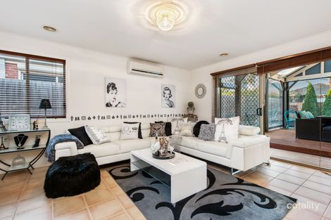 Property photo of 5 Acre Court Pakenham VIC 3810