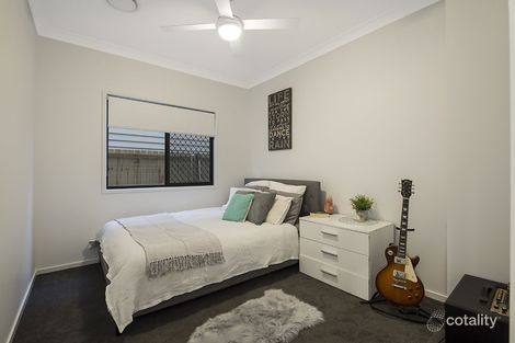 Property photo of 2 Chermside Street Grange QLD 4051